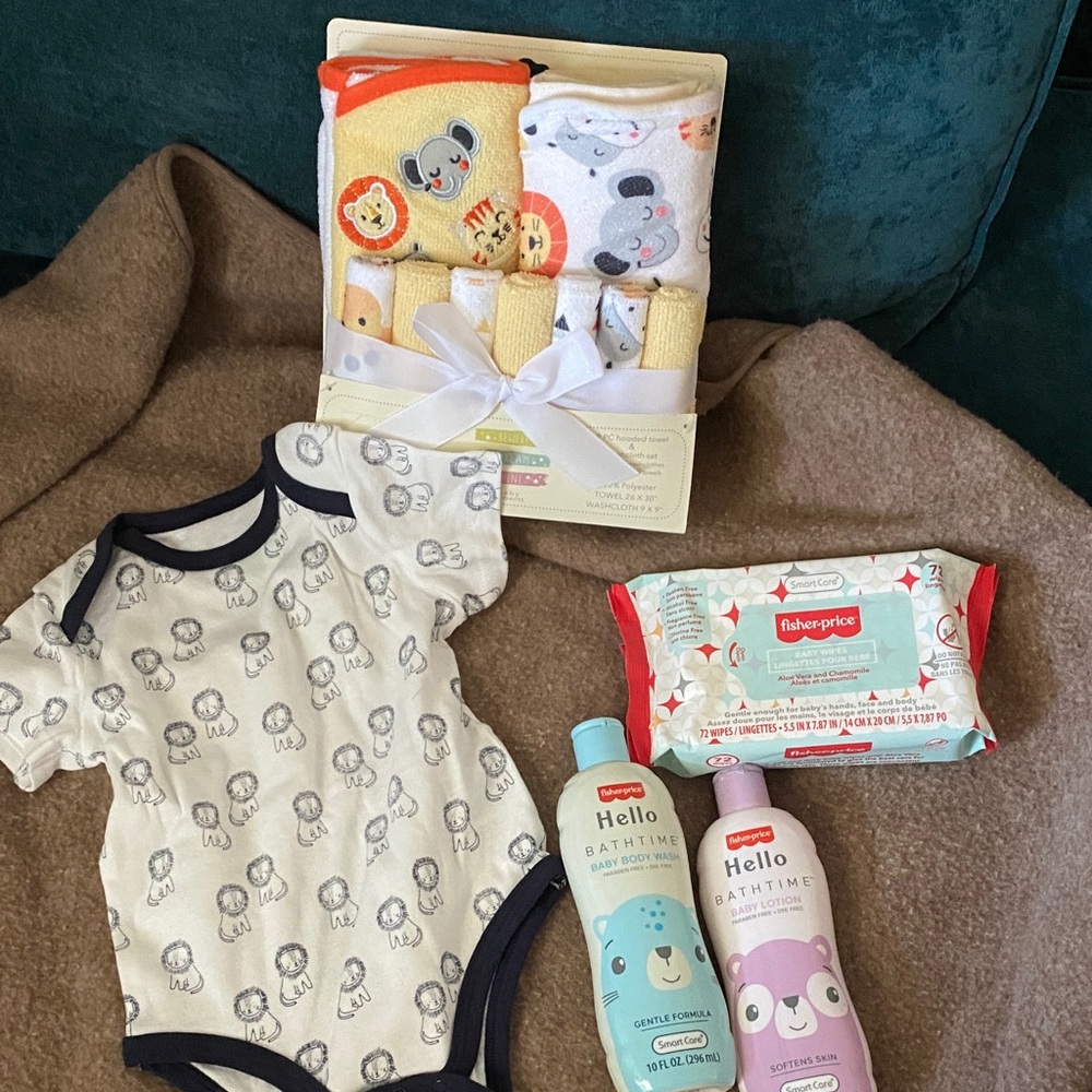 Baby Onesie and Bath Set